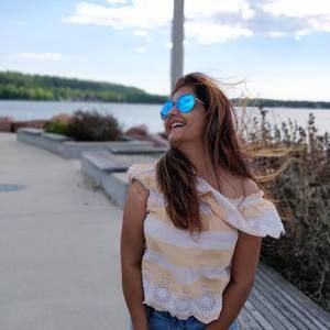 Meet your Posher, Poonam